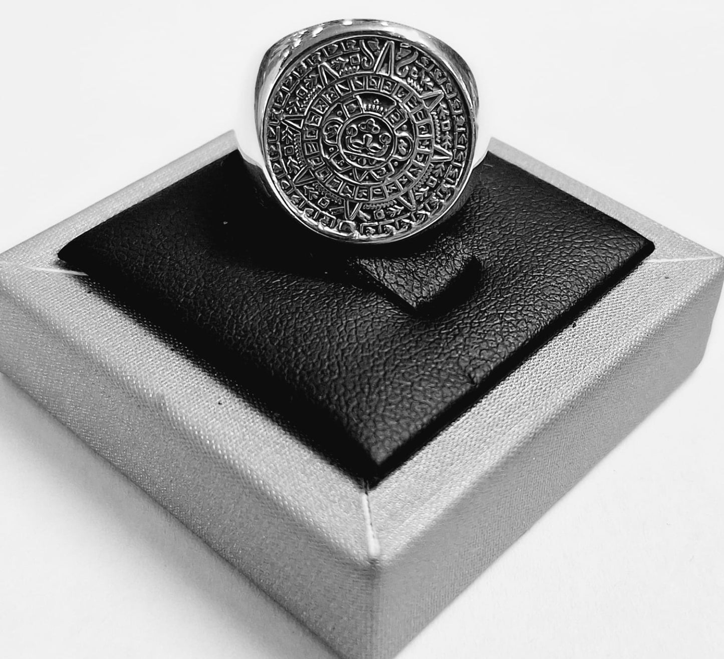 ANILLO CALENDARIO AZTECA EN PLATA LEY 925