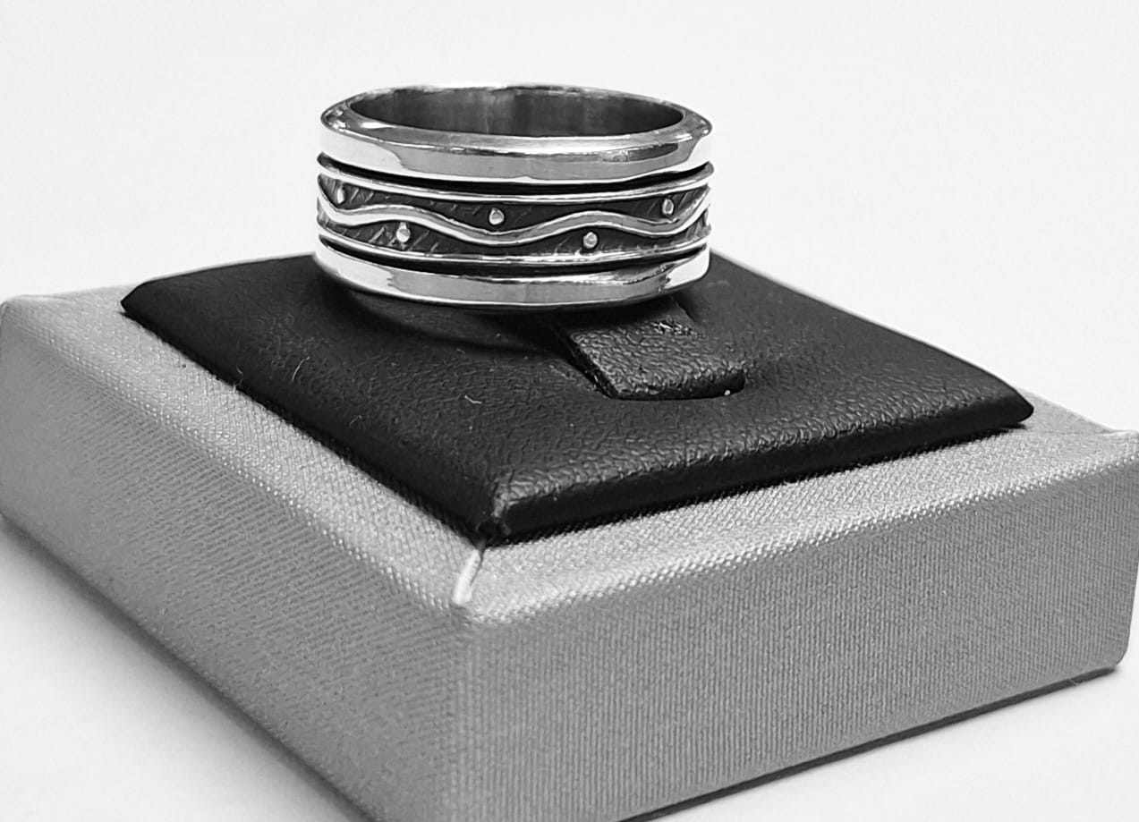 ANILLO ANTI ANSIEDAD EN PLATA LEY 925