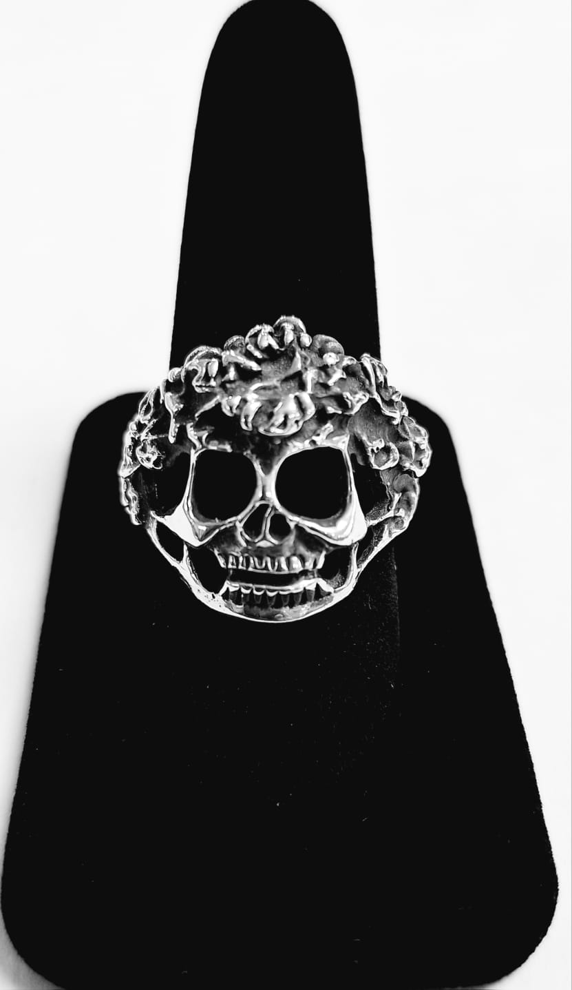 ANILLO CRÁNEO EN PLATA LEY 925