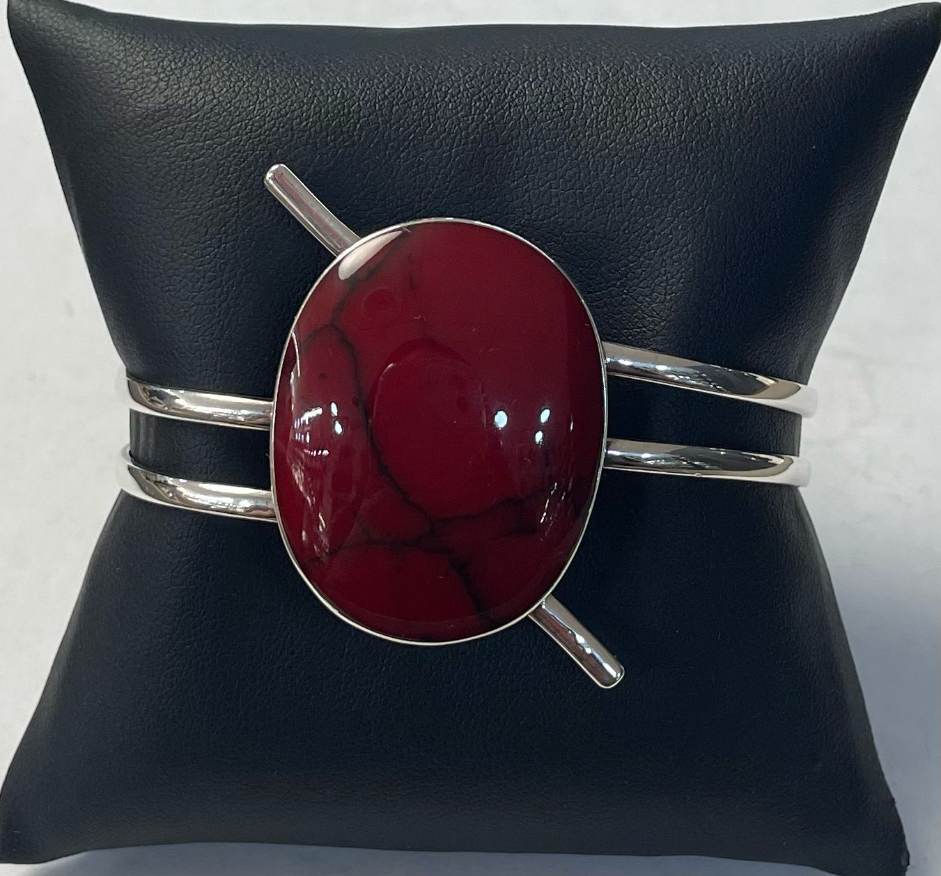 BRAZALETE CON CORAL EN PLATA LEY 925