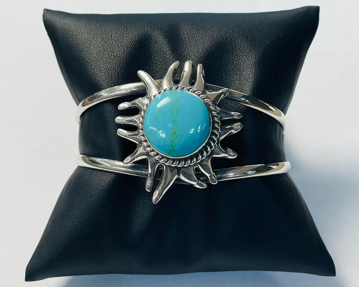 BRAZALETE CON TURQUESA EN PLATA LEY 925