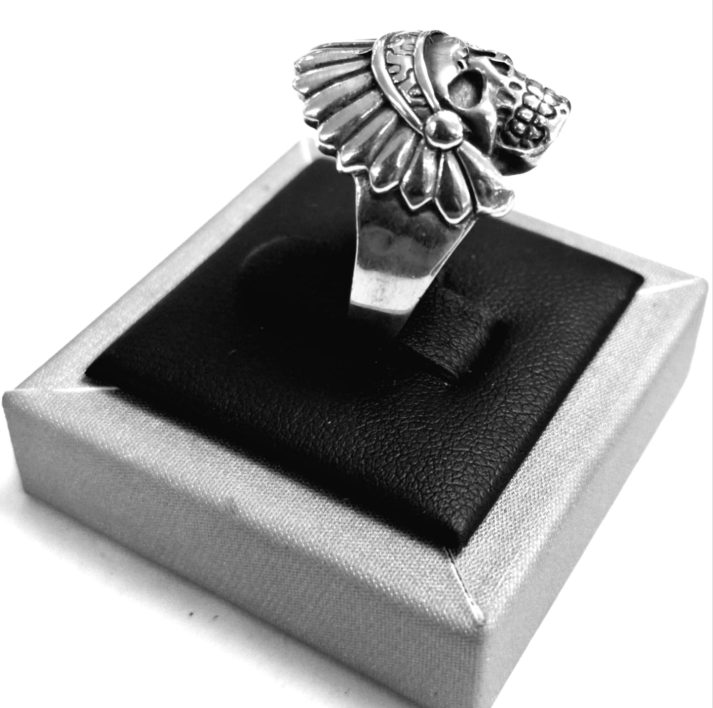 ANILLO CRÁNEO APACHE EN PLATA LEY 925