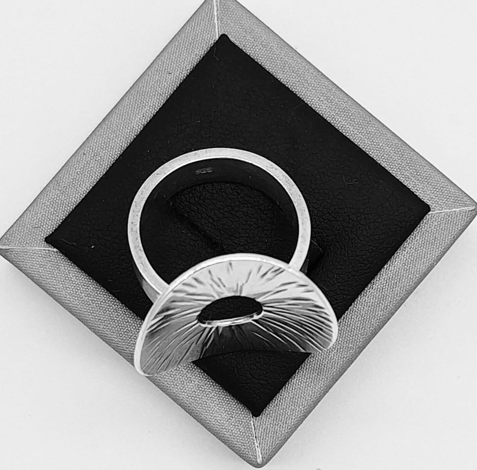 ANILLO PLATA LEY 925.