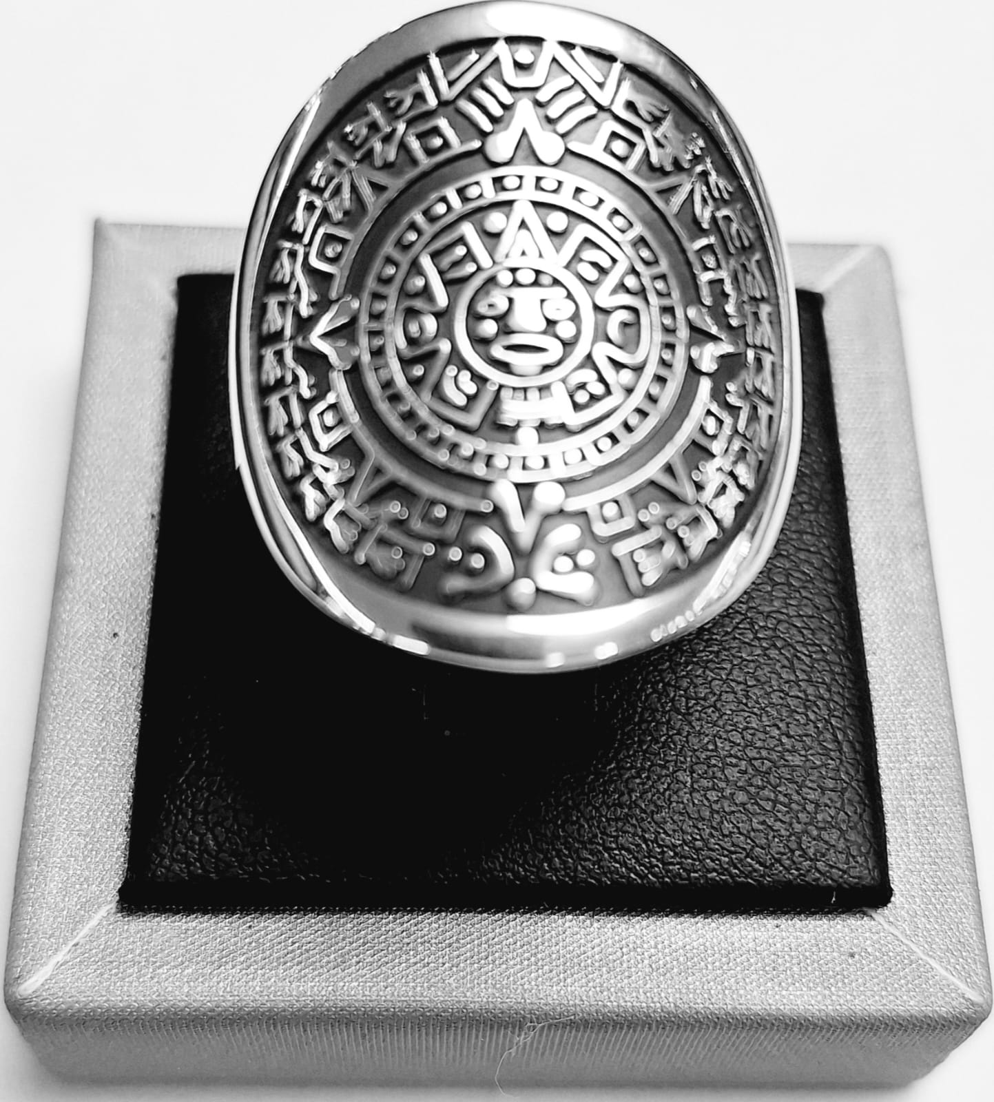 ANILLO CALENDARIO AZTECA EN PLATA LEY 925