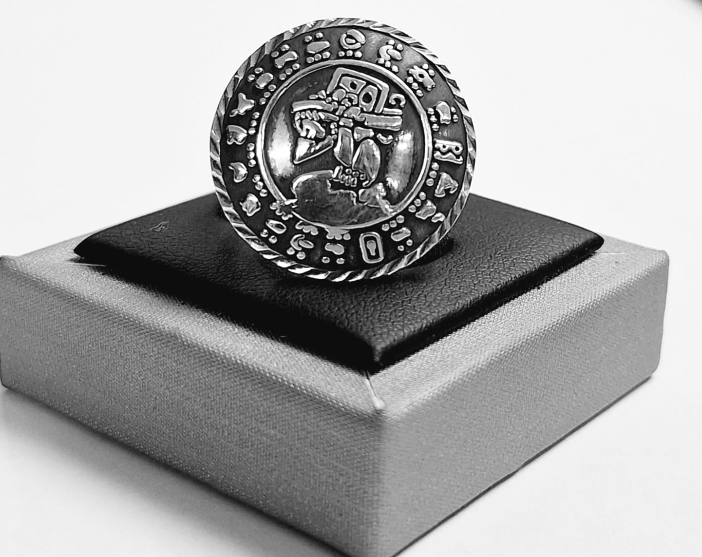 ANILLO CALENDARIO MAYA EN PLATA LEY 925