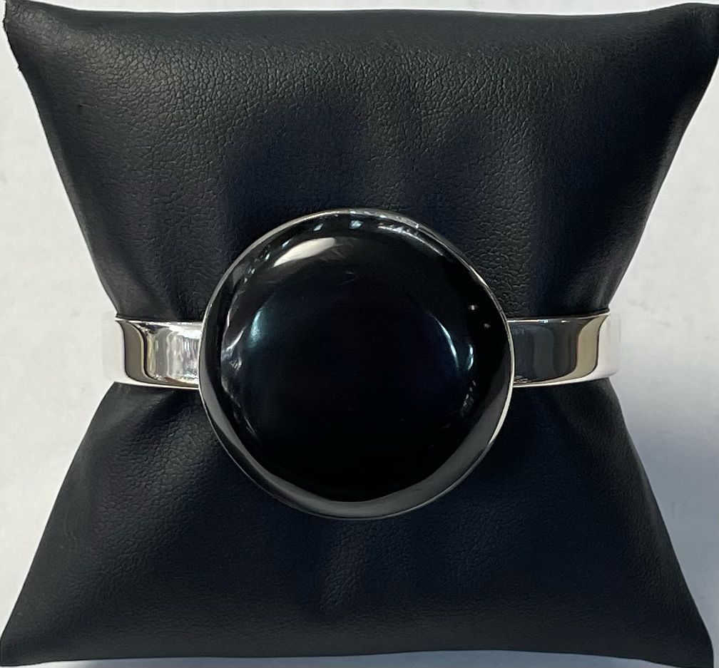 BRAZALETE CON OBSIDIANA EN PLATA LEY 925