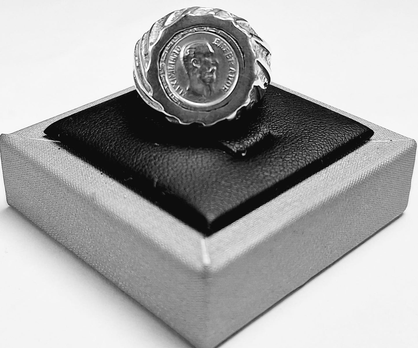ANILLO MONEDA EMPERADOR EN PLATA LEY 925