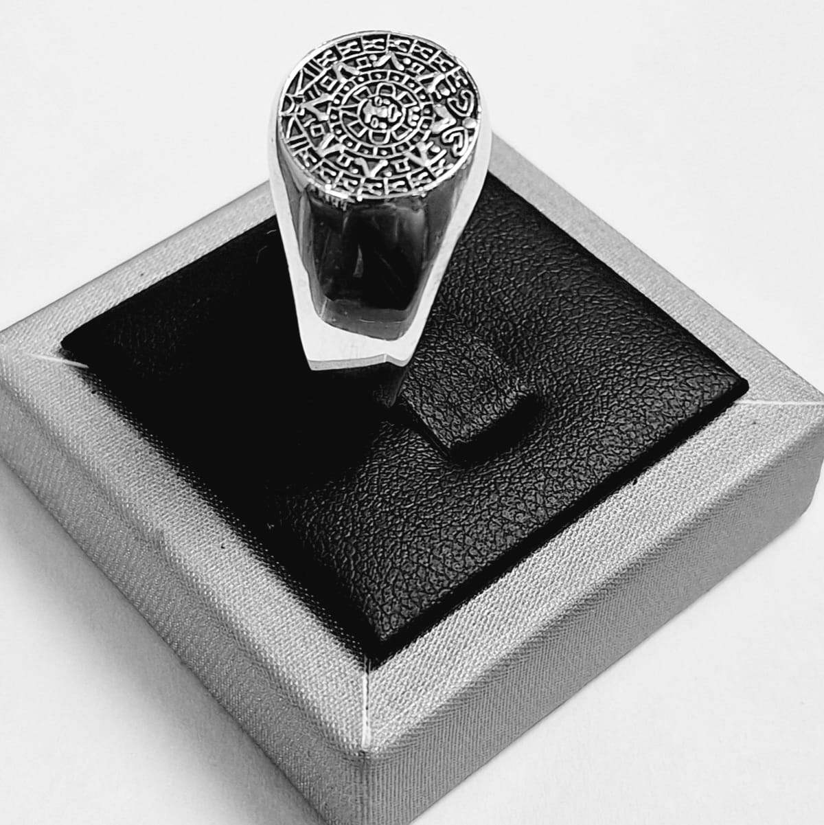 ANILLO CALENDARIO AZTECA EN LEY PLATA 925