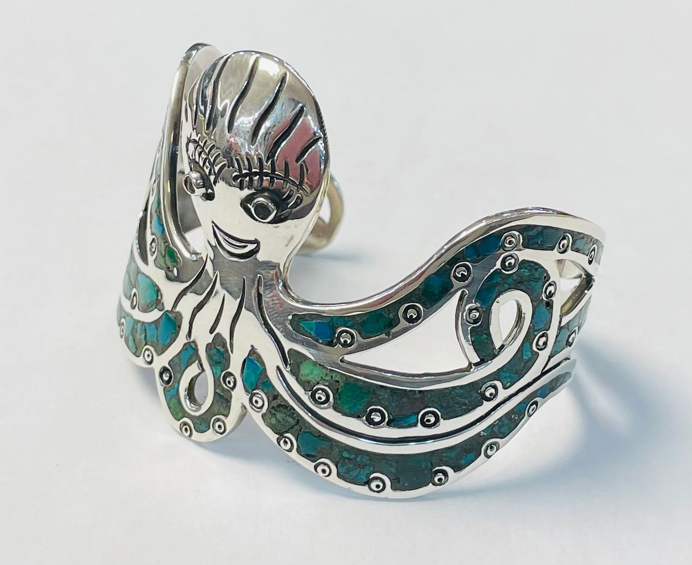 BRAZALETE EN PLATA LEY 925 CON TURQUESA