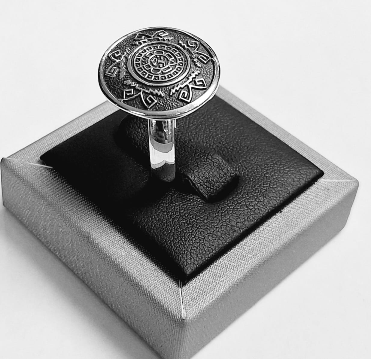 ANILLO AZTECA EN PLATA LEY 925