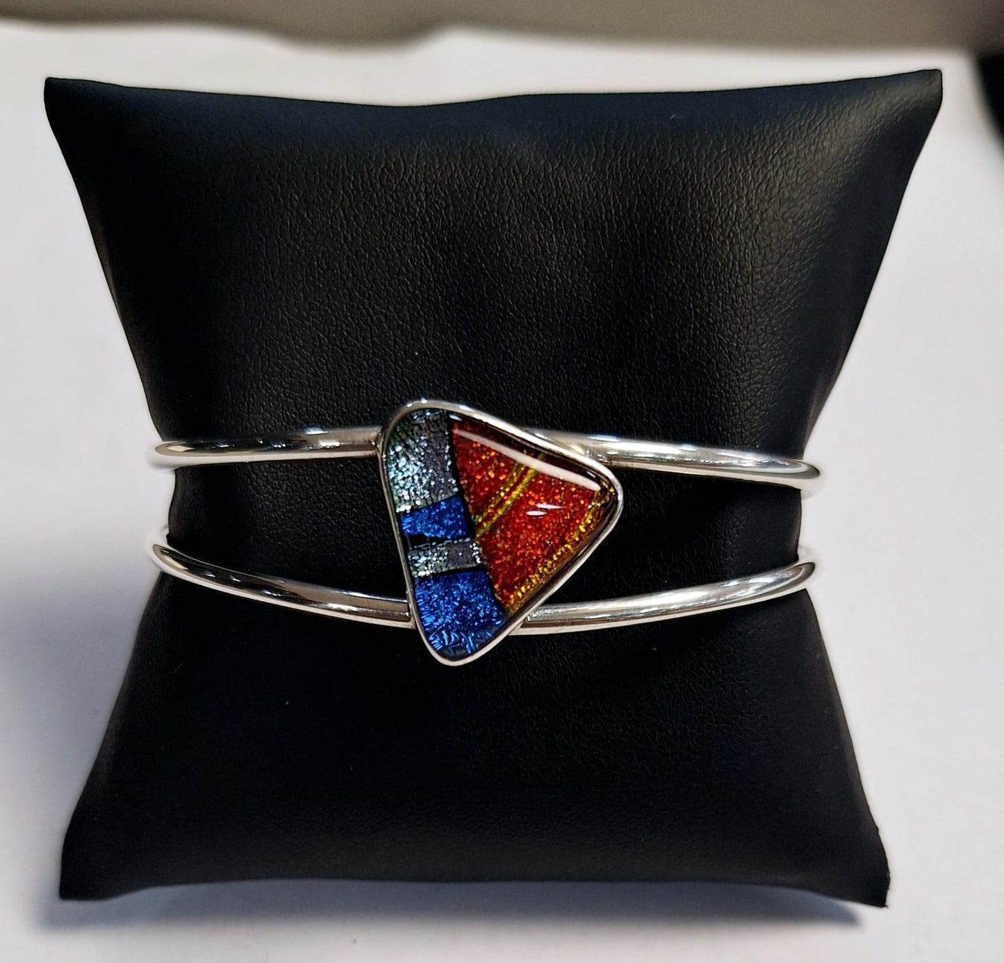 BRAZALETE CON DICROICO EN PLATA LEY 925