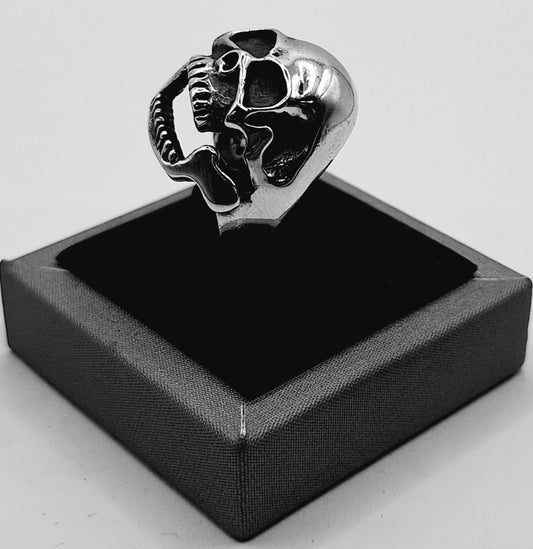 Anillo Calavera en Plata Ley 925, vista frontal