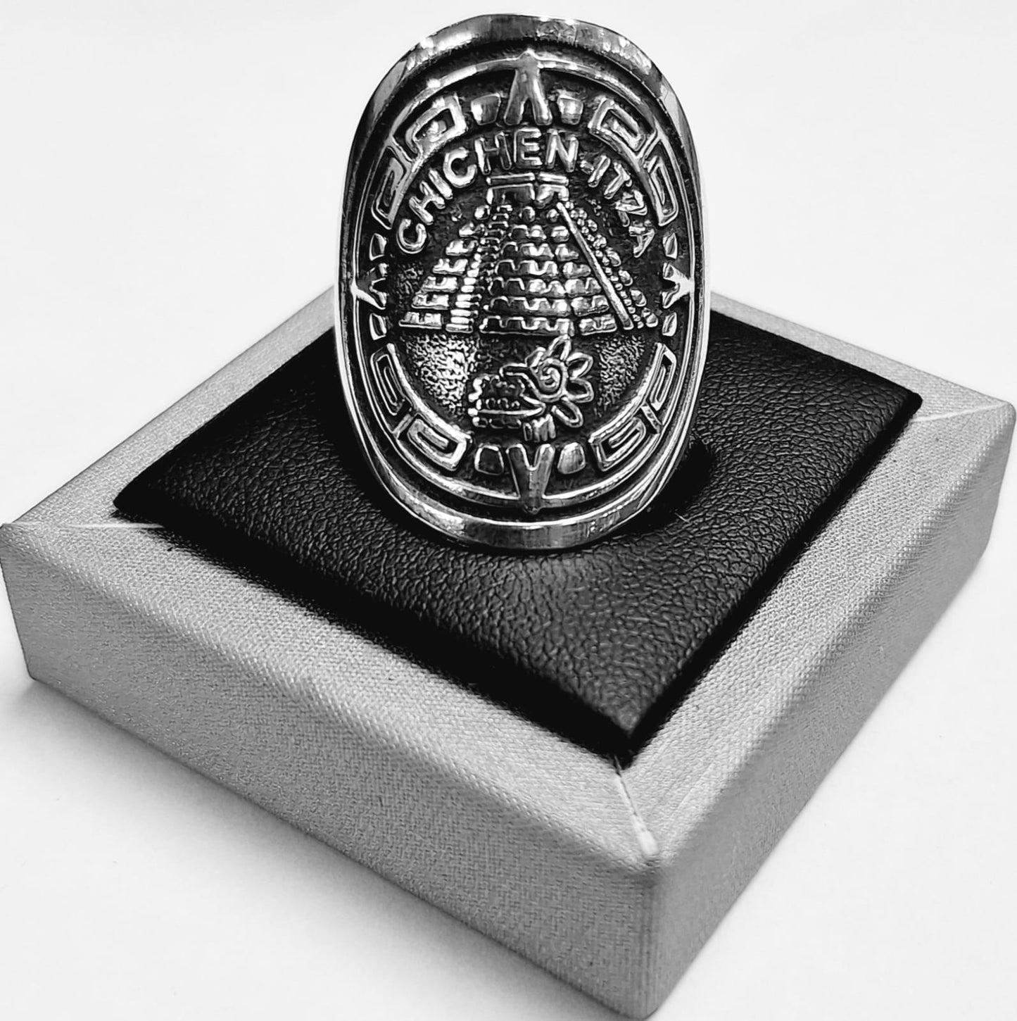 ANILLO PIRAMIDE CHICHEN - ITZA EN PLATA LEY 925