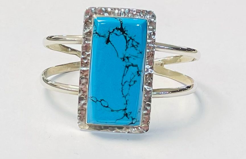 BRAZALETE EN PLATA LEY 925 CON TURQUESA
