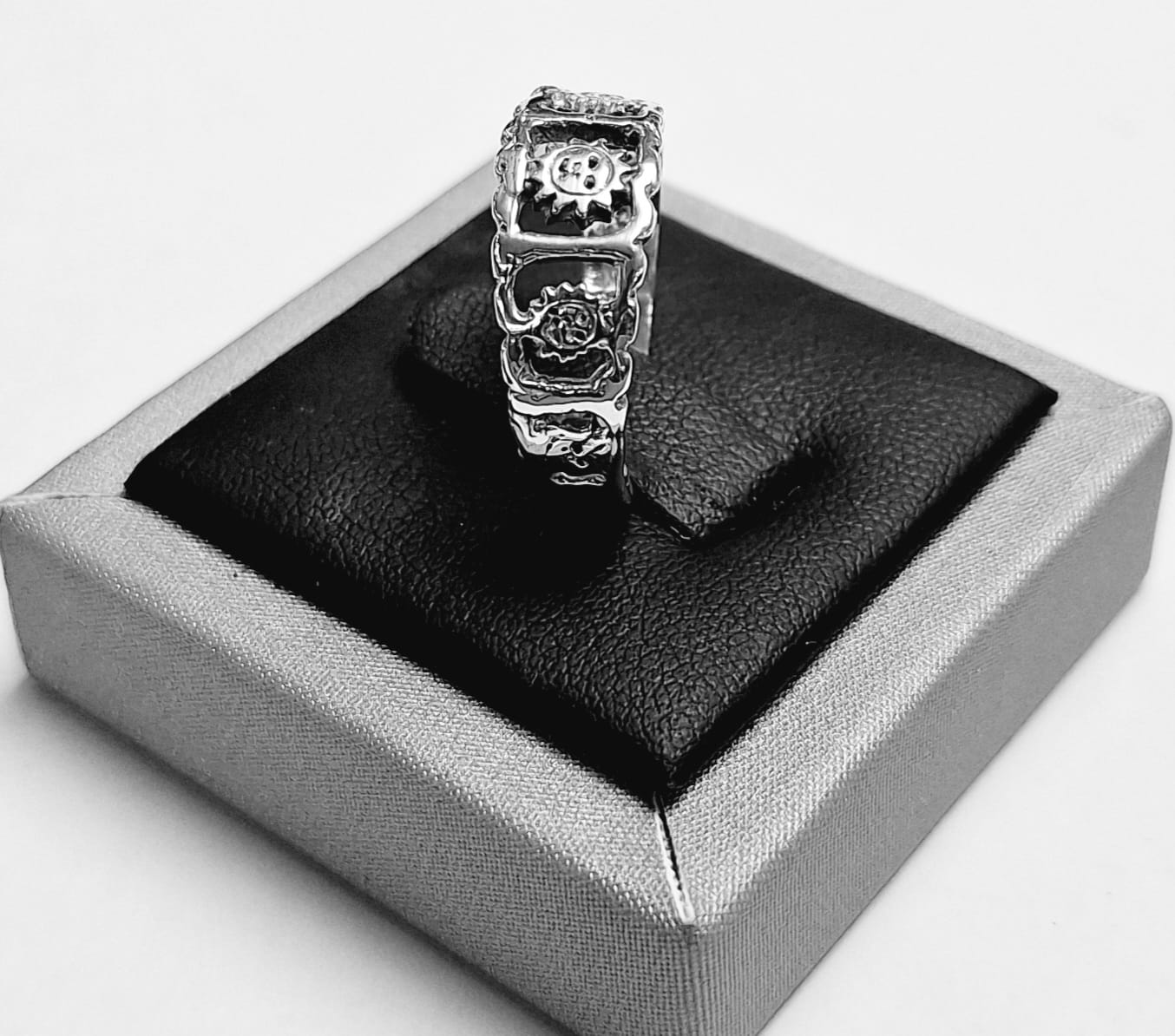 ANILLO SOL EN PLATA LEY 925