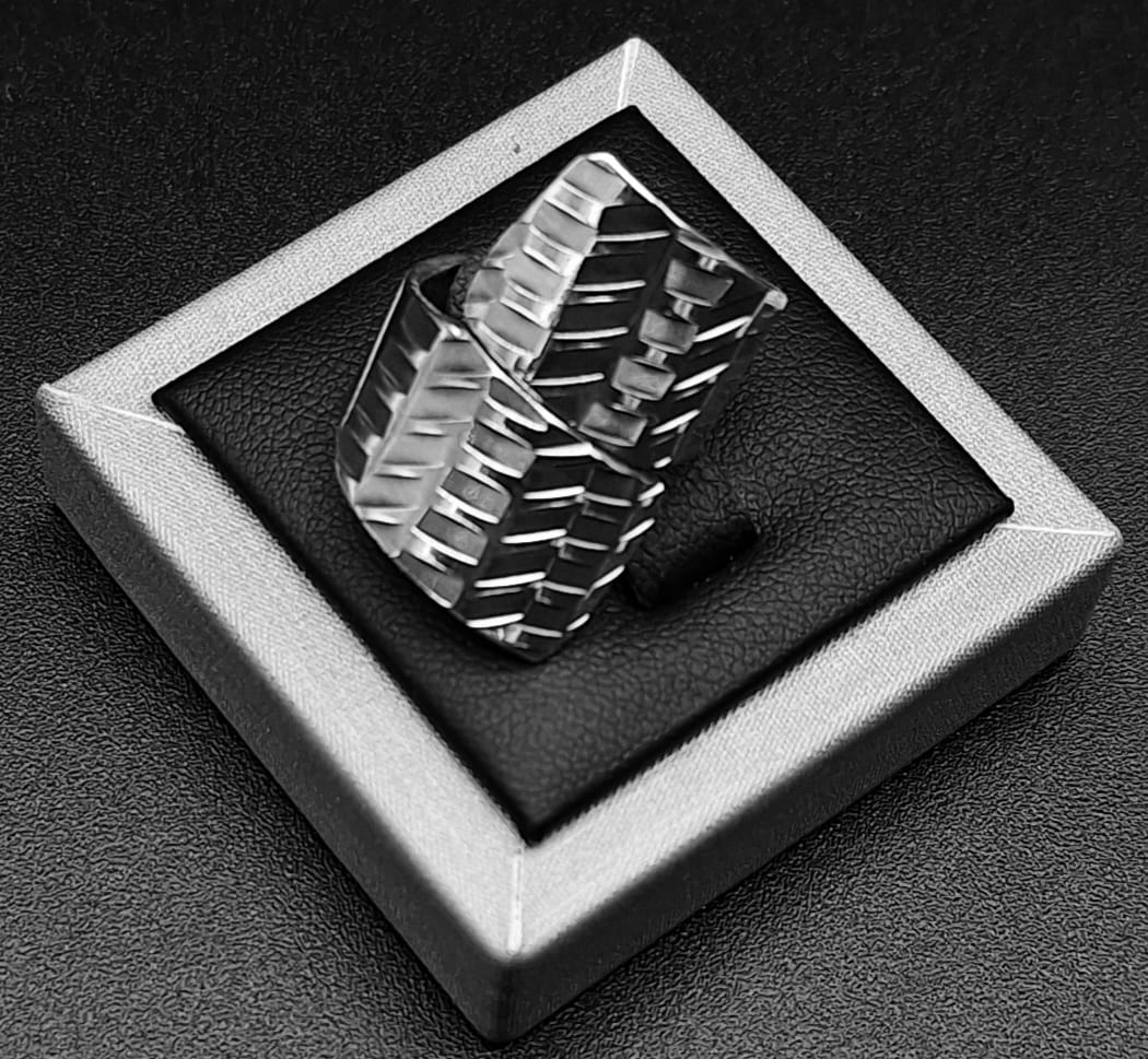 ANILLO DIAMANTADA PLATA LEY 925