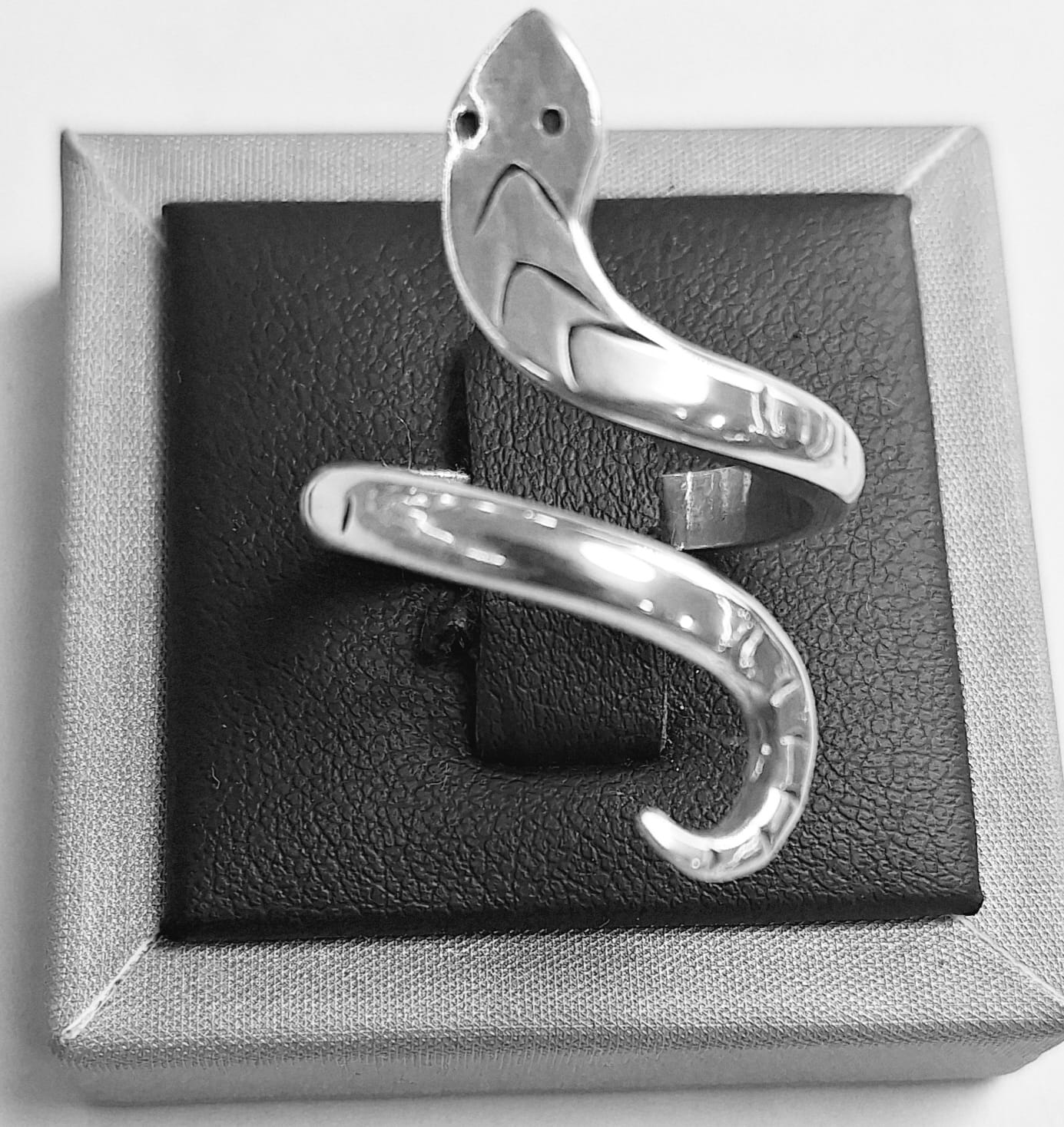 ANILLO SERPIENTE EN PLATA LEY 925