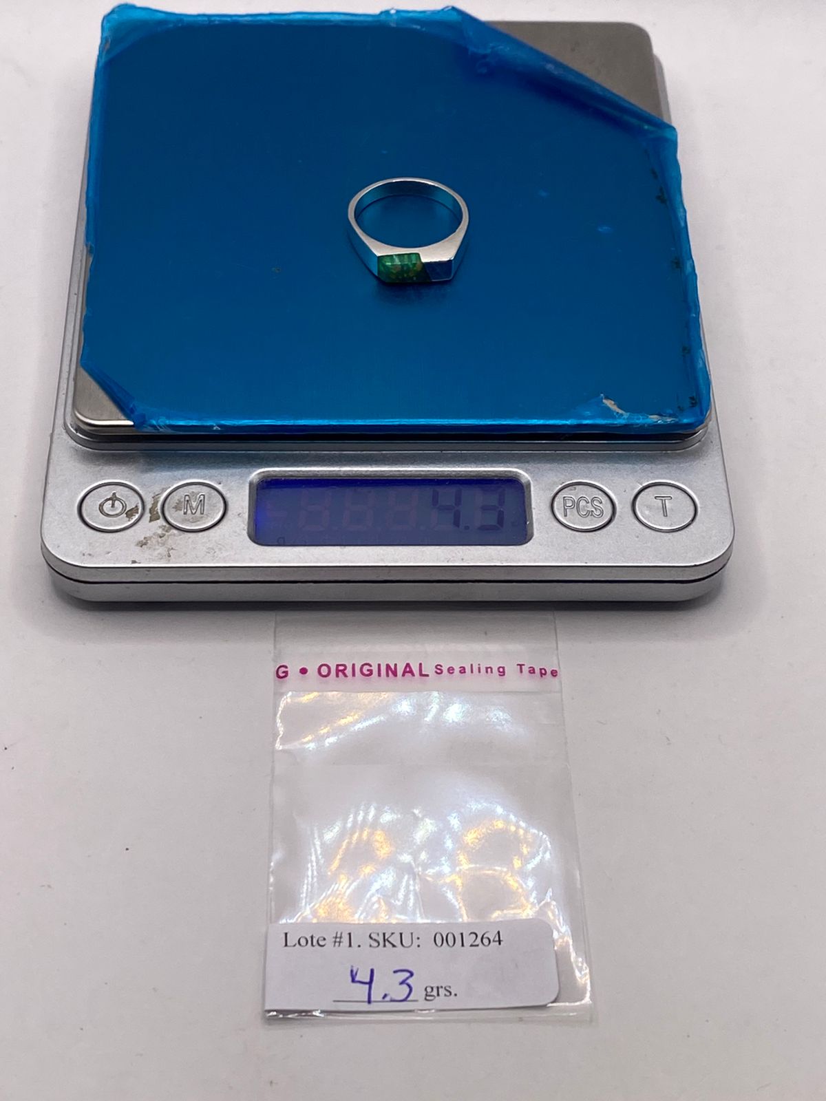 Anillo Geométrico de Plata Ley 950 con Ópalo Verde