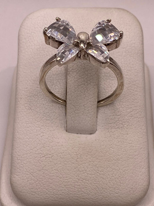 Anillo Mariposa Brillante con Zirconias en Plata Ley 925, vista frontal