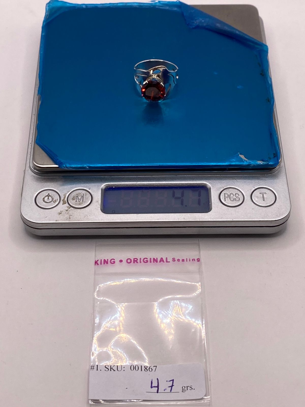 Anillo Ondulado de Plata Ley 925 con Zirconia Roja