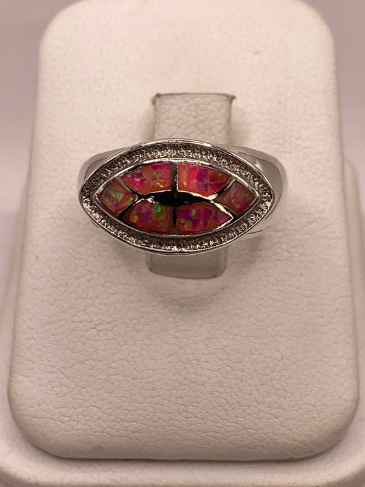 Anillo con Ópalo de Fuego Rosa Iridiscente en Plata Ley .950, vista frontal