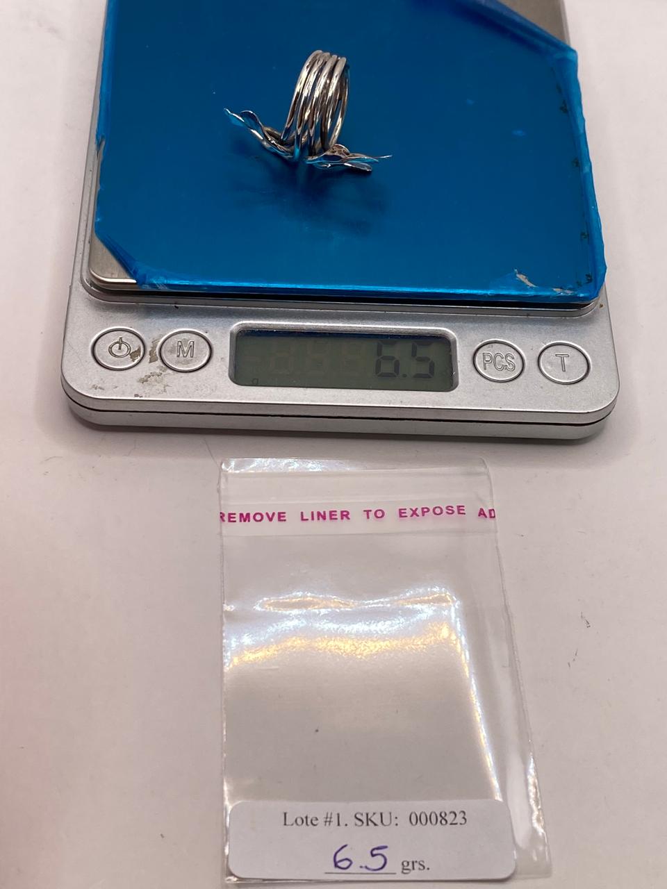 Anillo Ajustable de Plata .925 con Diseño Orgánico Escultural y Acabado Martillado