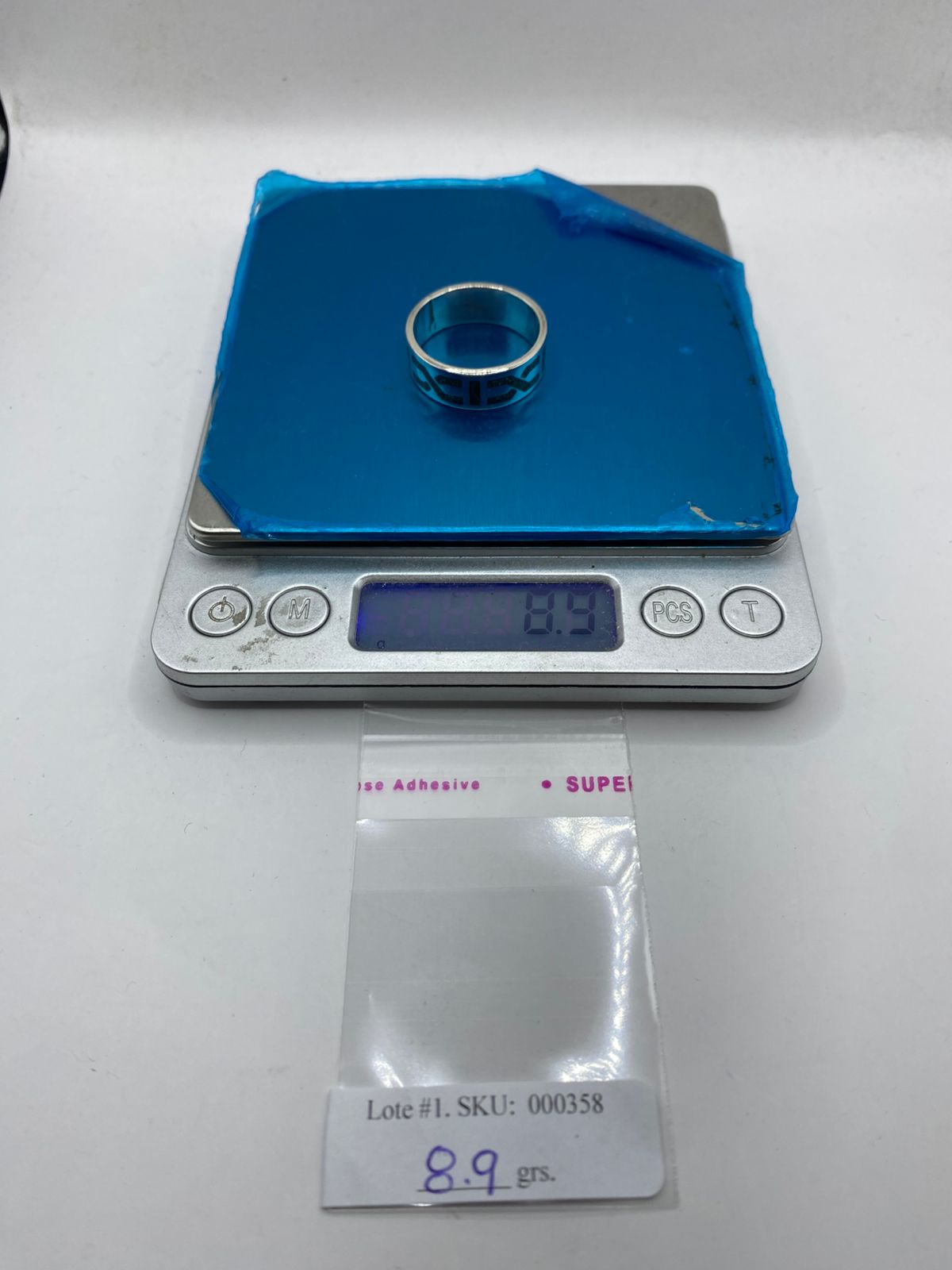 Anillo Artesanal de Plata .925 con Malaquita Verde y Greca Geométrica