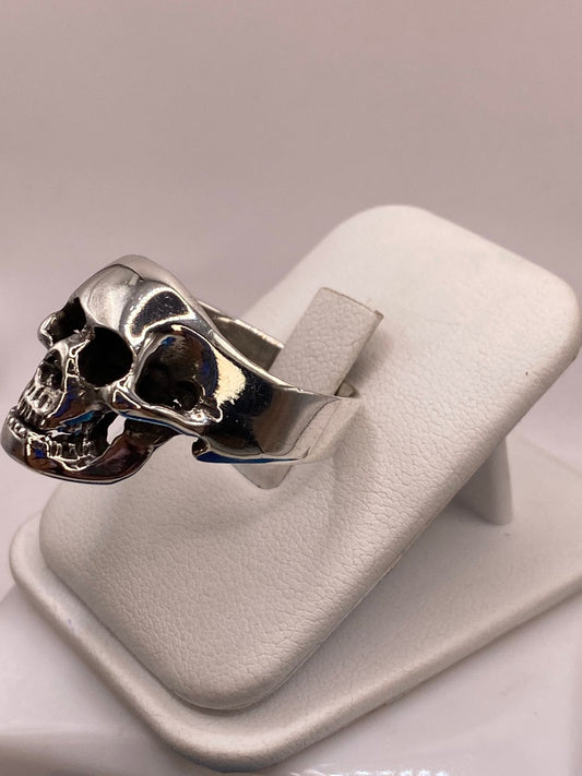 Anillo de Calavera en Plata .925, vista frontal