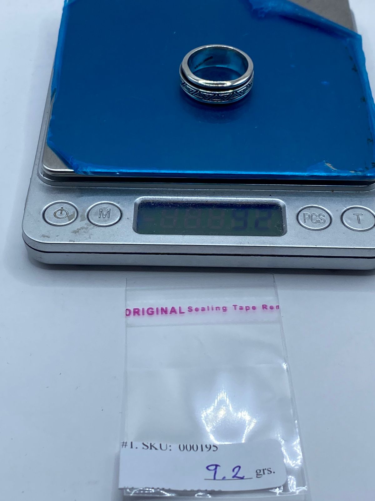 💍🔺 Anillo Giratorio de Plata 925 con Diseño Geométrico de Triángulos 🔄✨