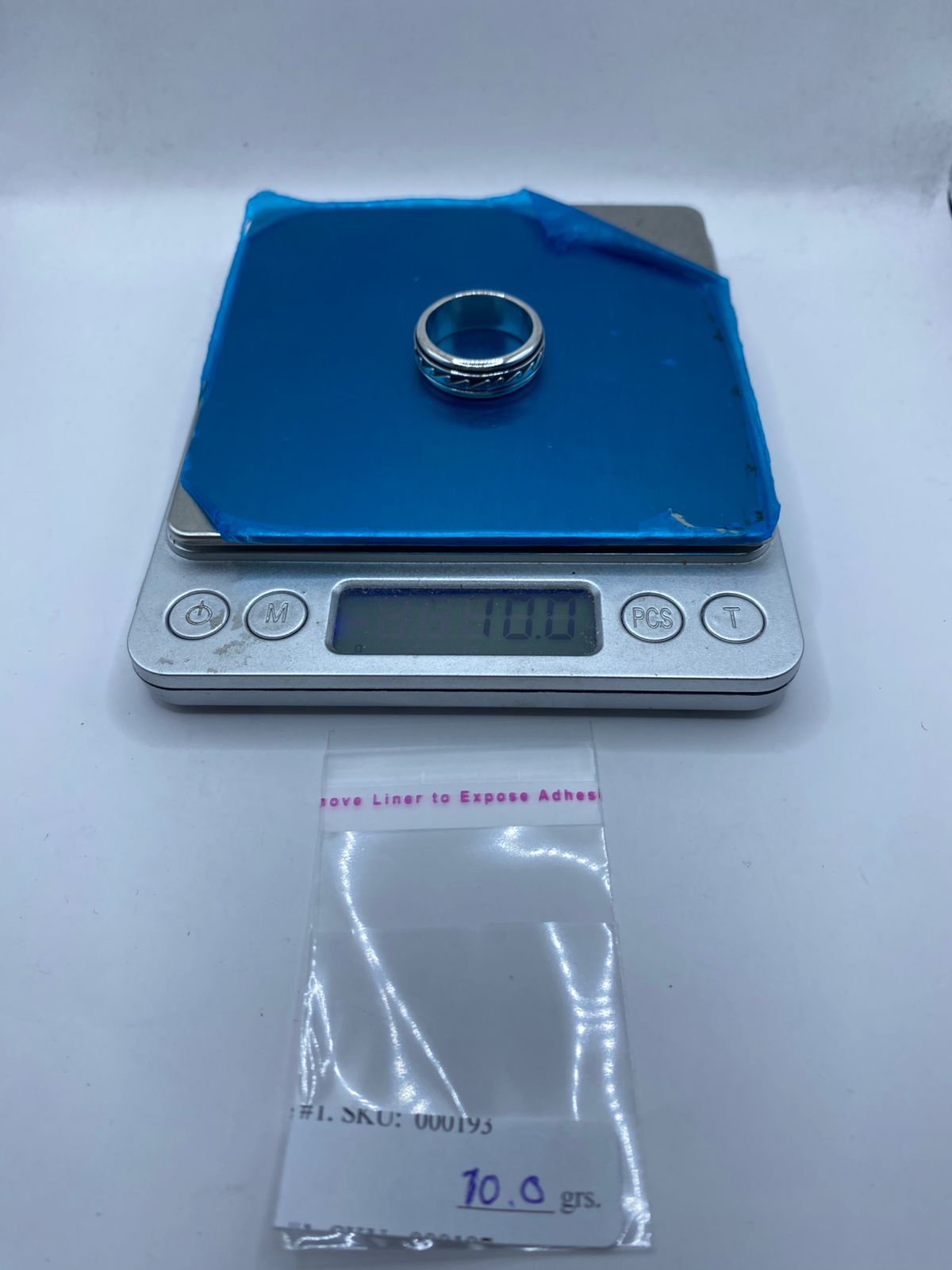 💍🌊 Anillo Giratorio de Plata 925 con Diseño de Olas Minimalistas