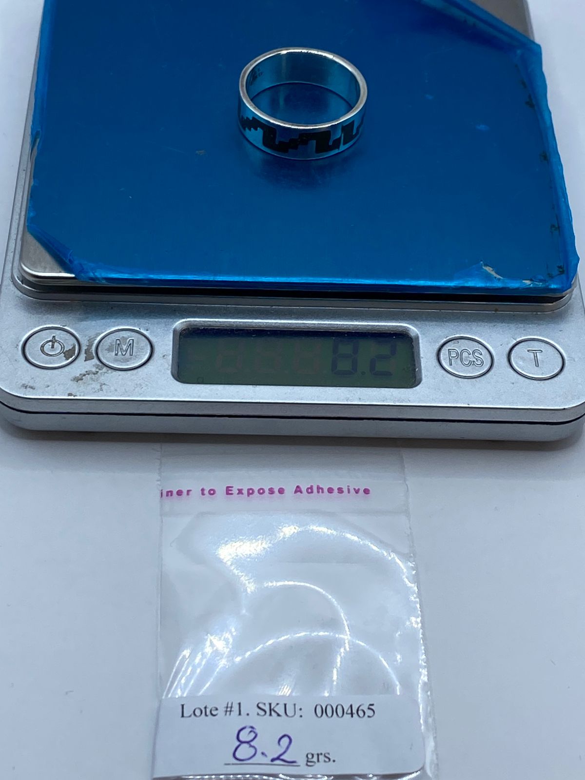 Anillo de Malaquita con Greca Arquitectónica Calada en Plata .925