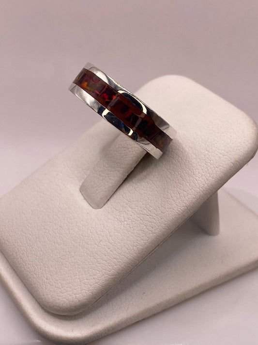 Anillo de Plata Ley 950 con Ópalo de Fuego Rojo Intenso, vista frontal