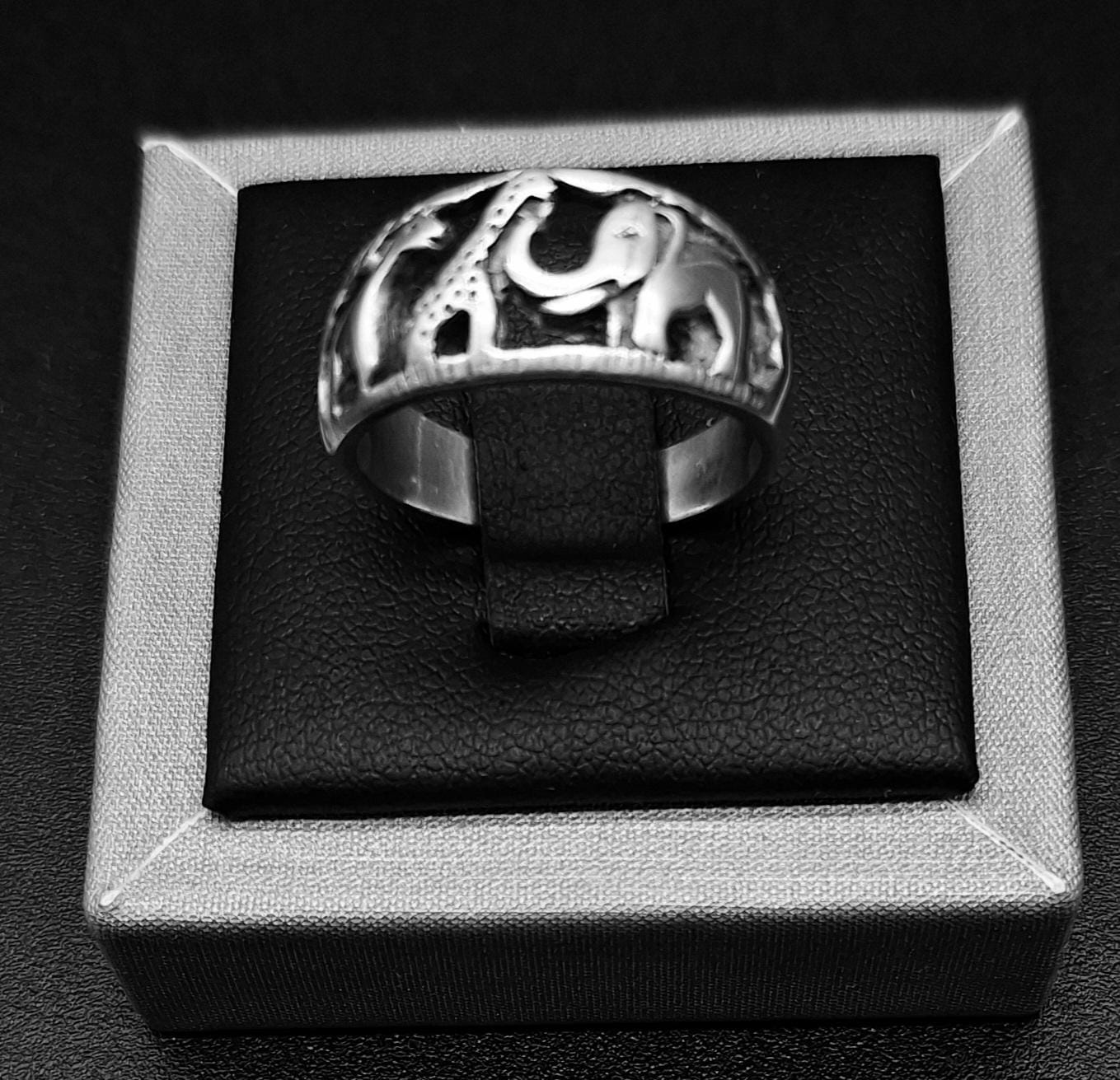 ANILLO SAFARI , ELEFANTE Y JIRAFA EN PLATA LEY 925