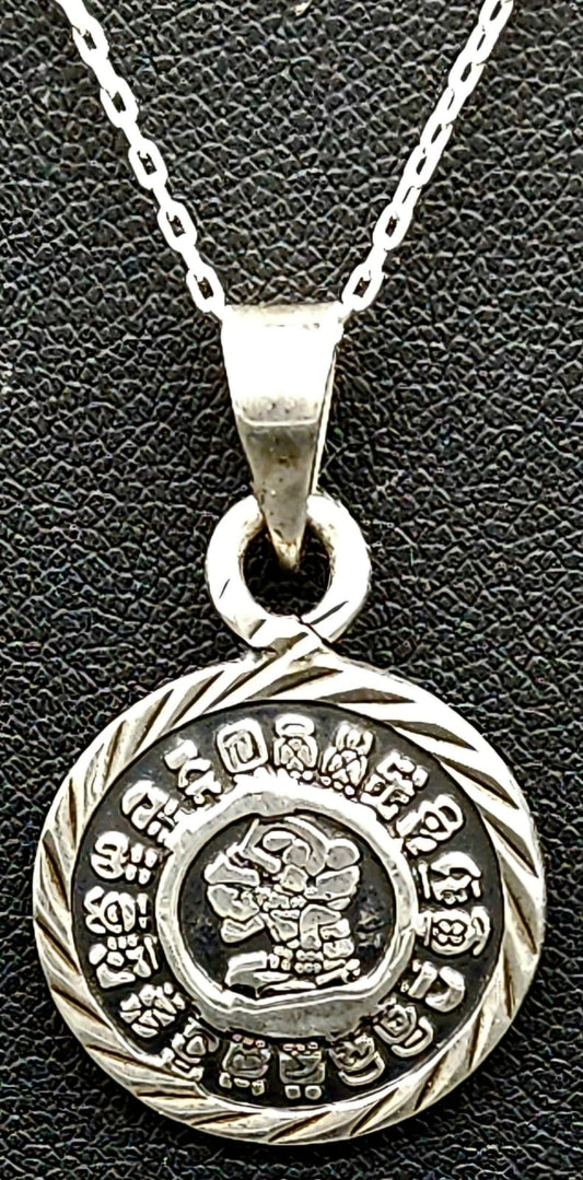 Dije Plata Ley 925, Calendario Maya, vista frontal