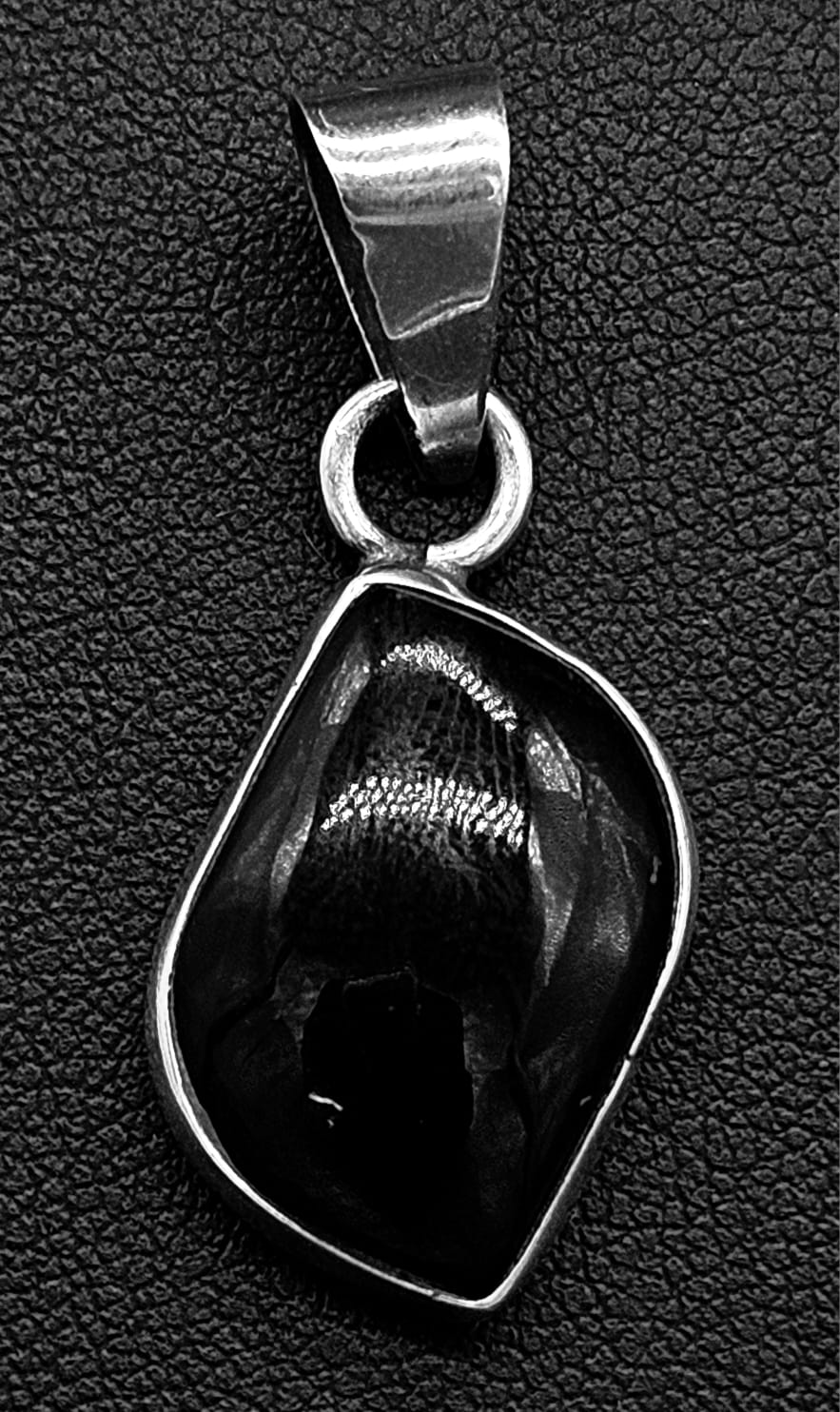 DIJE PLATA LEY 950 OBSIDIANA