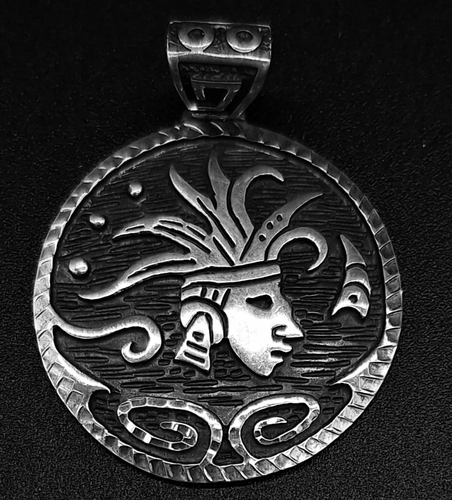 DIJE PLATA LEY 950 , MAYA .