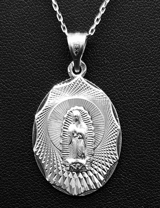 Dije Plata Ley 925, Virgen de Guadalupe, vista frontal