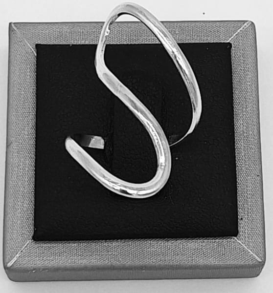 ANILLO PLATA LEY 925 .