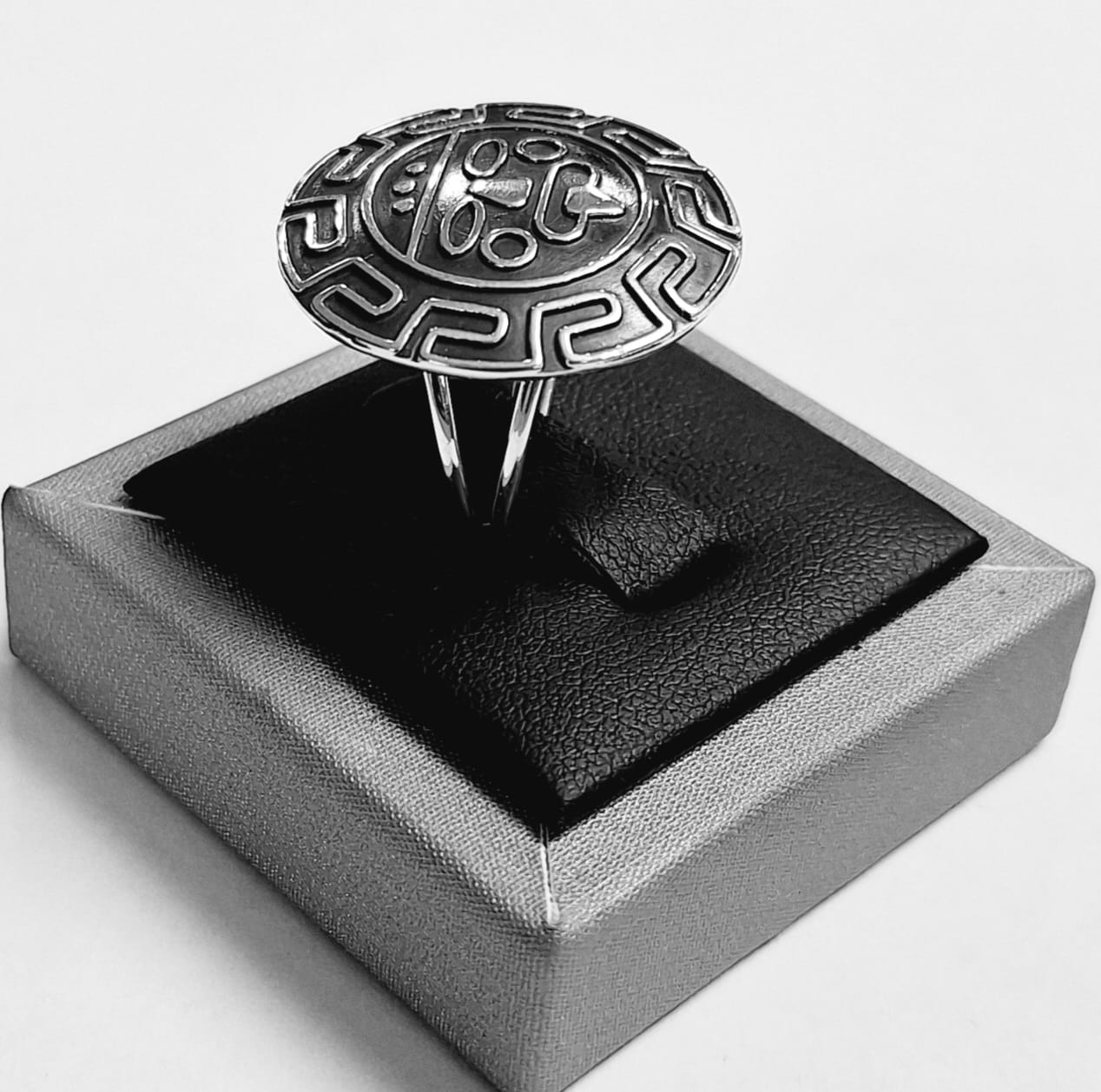 ANILLO AZTECA EN PLATA LEY 925