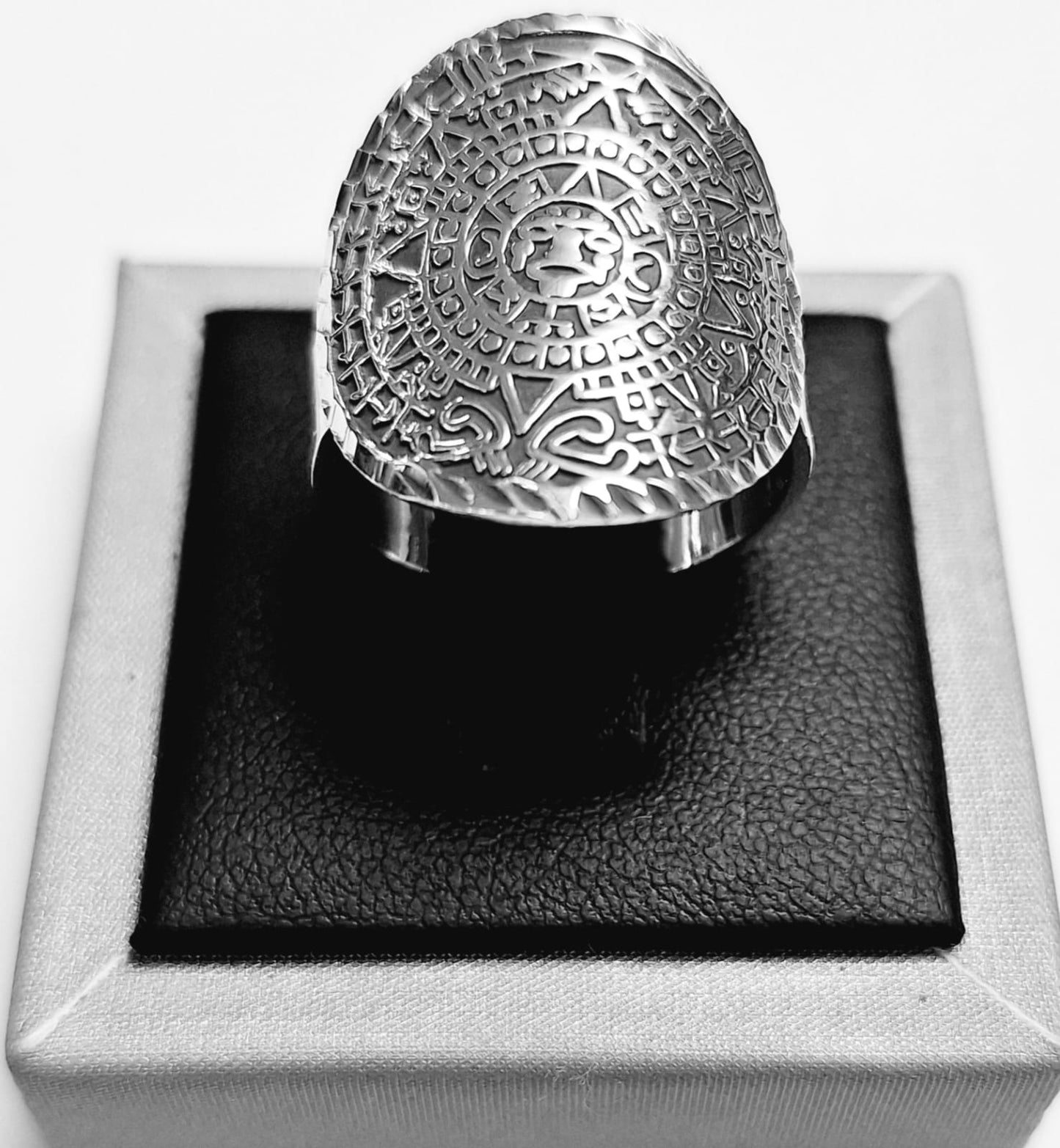 ANILLO CALENDARIO AZTECA EN PLATA LEY 925