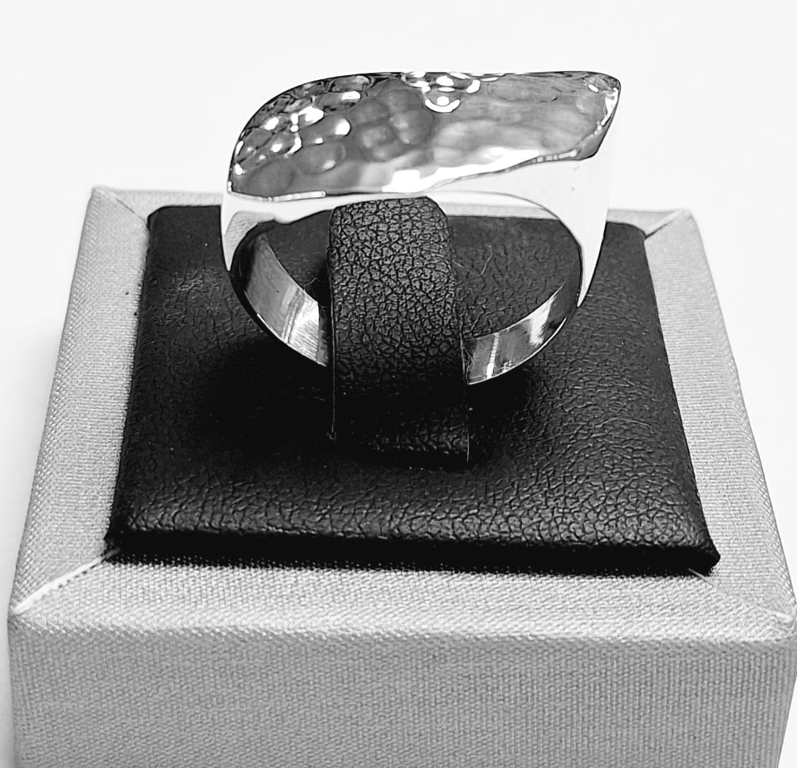 ANILLO MARTILLO EN PLATA LEY 925