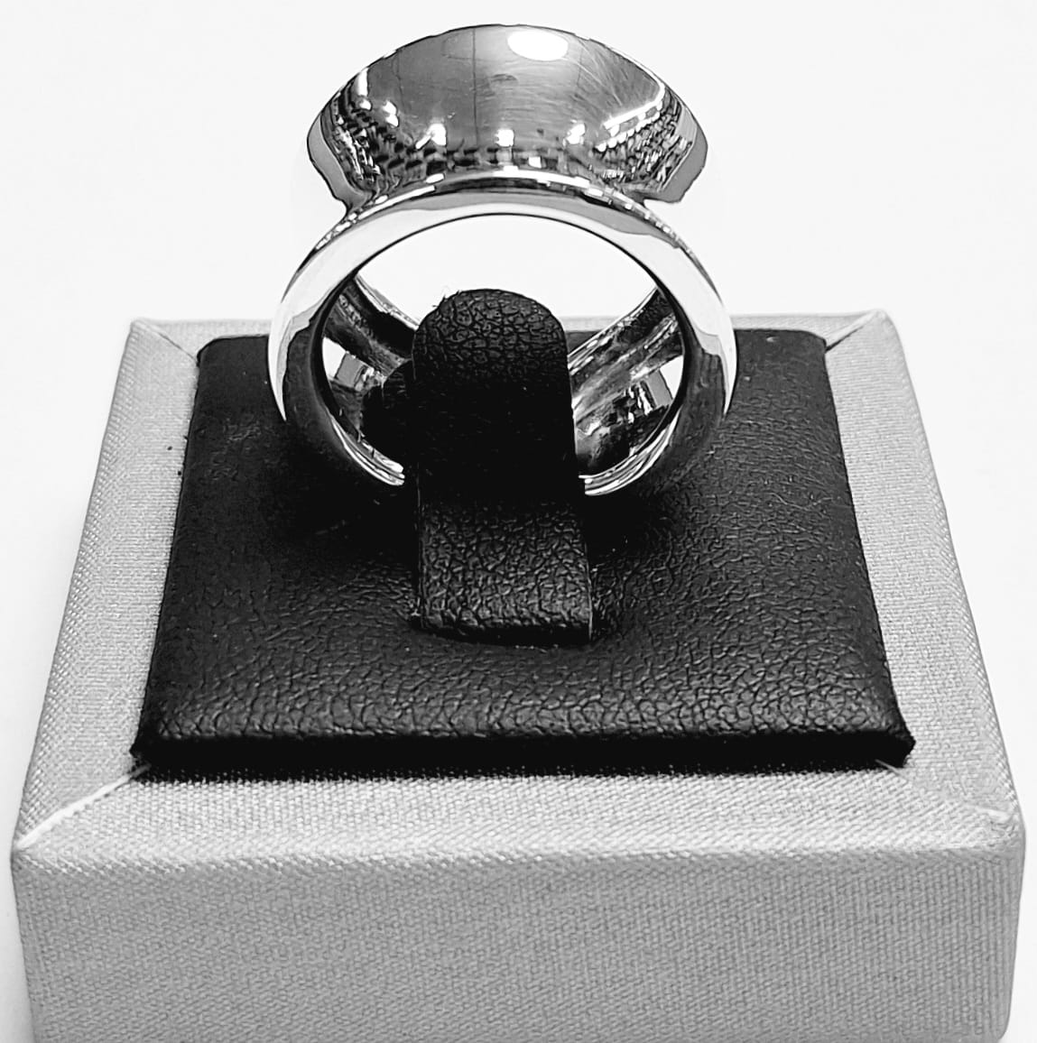 ANILLO EN PLATA LEY 925