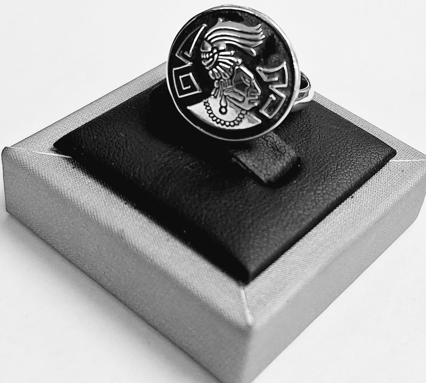 ANILLO CABEZA DE PALENQUE EN PLATA LEY 925