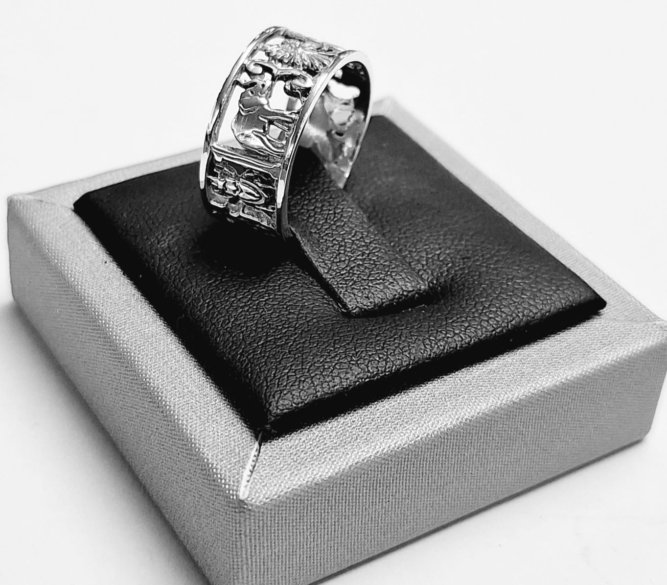 ANILLO DE LA SUERTE EN PLATA LEY 925