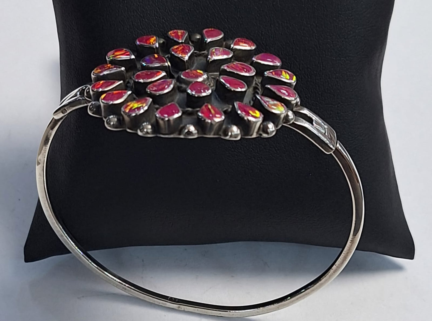 BRAZALETE CON OPALO EN PLATA LEY 925