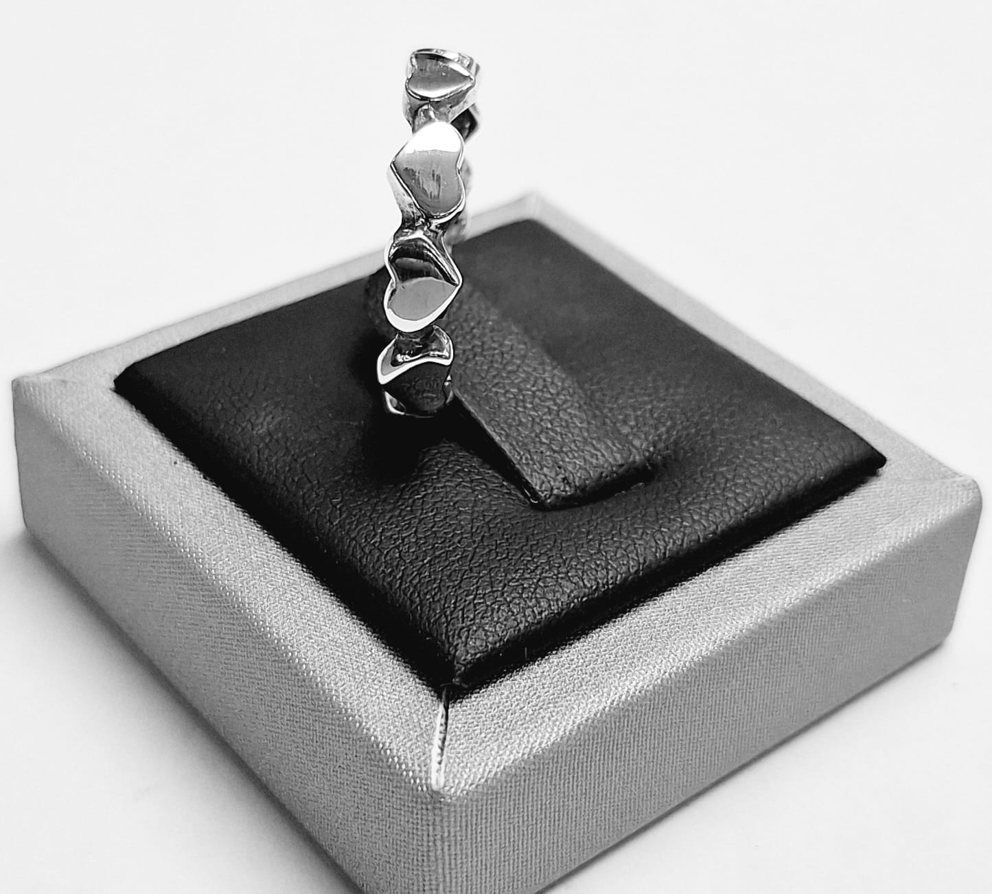 ANILLO DE CORAZONES EN PLATA 925