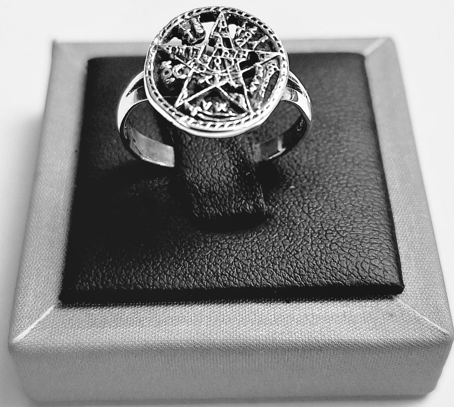 ANILLO TETRAGRAMATON EN PLATA LEY 925 LSS