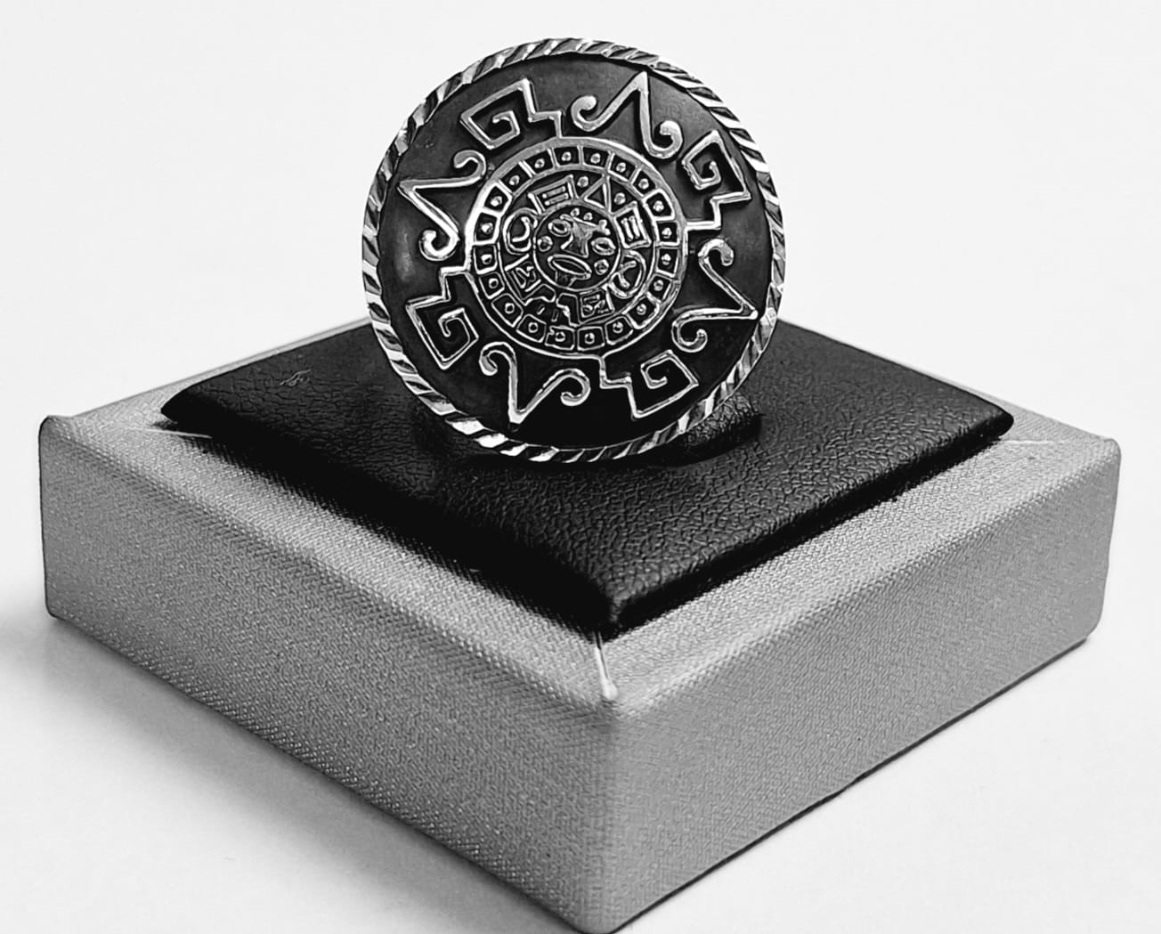 ANILLO AZTECA EN PLATA LEY 950