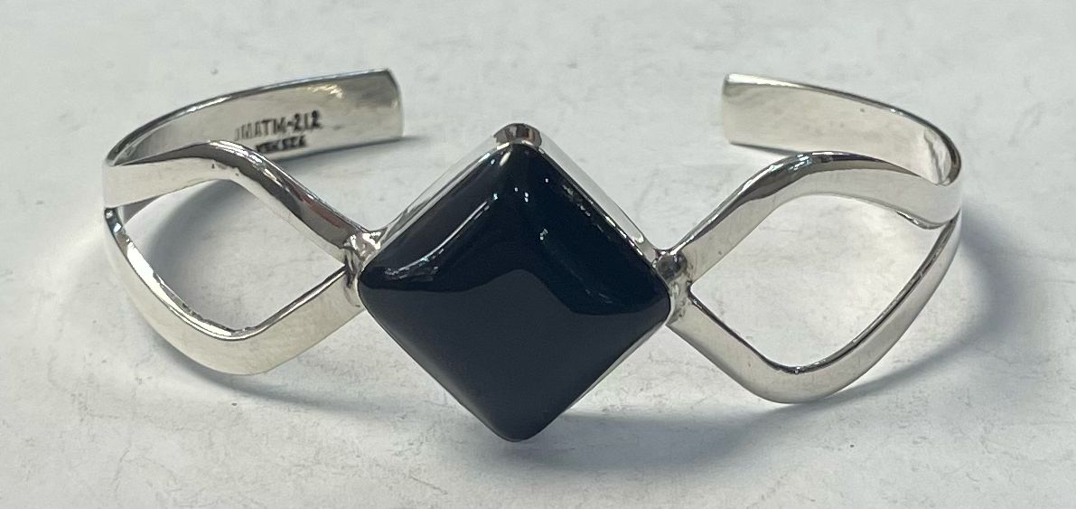 BRAZALETE CON OBSIDIANA EN PLATA LEY 925
