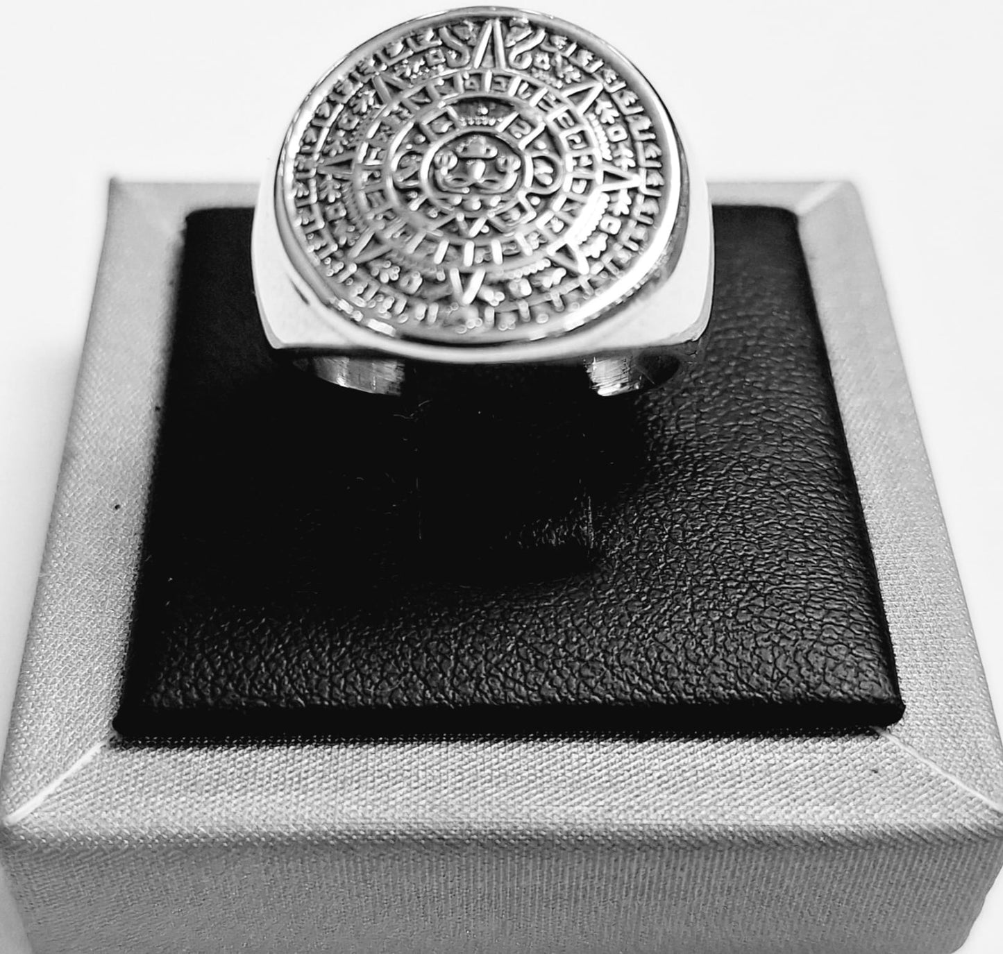 ANILLO CALENDARIO AZTECA EN PLATA LEY 925